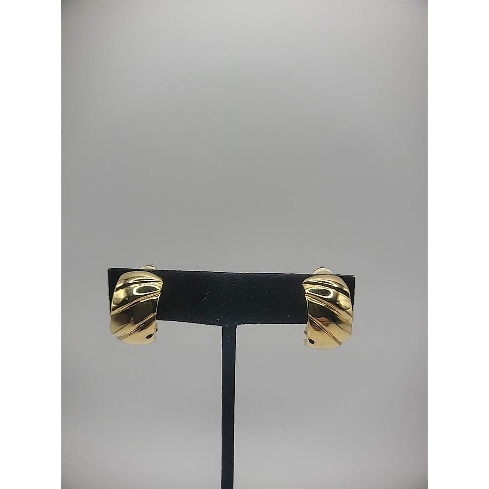 Vintage Earrings Clip On Huggie Gold‎ Tone Ribbed Jewelry Costume